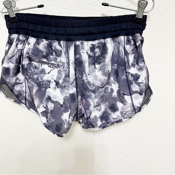 Lululemon Hotty Hot Short Mini Obscurred Black Dusty Mauve / Black size 4 - Picture 8 of 10